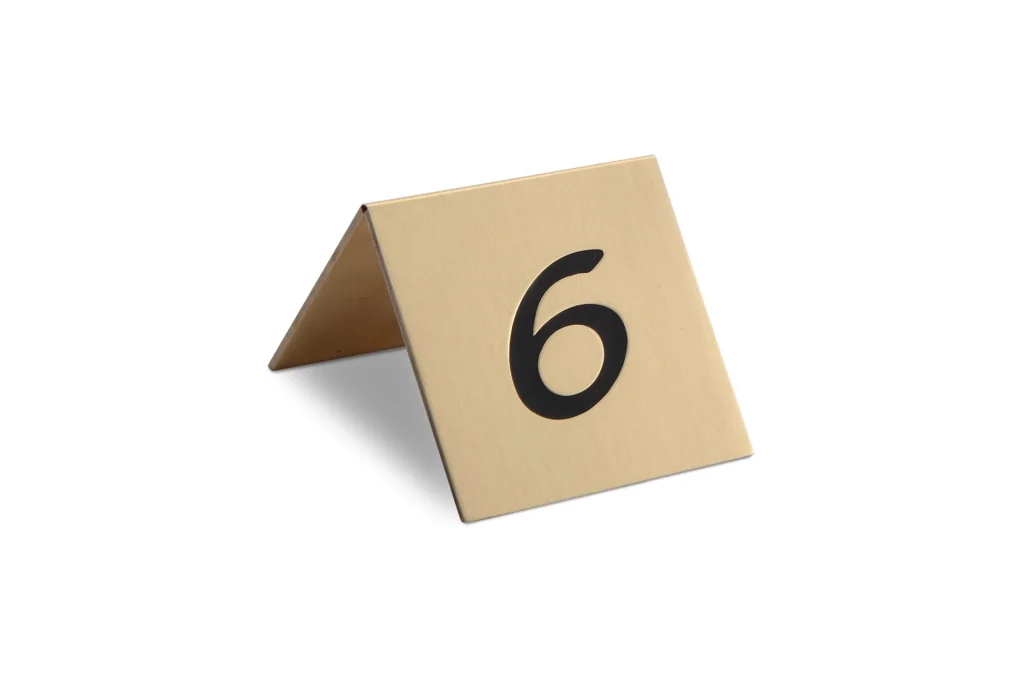 SEGNATAVOLO IN OTTONE CON NUMERO